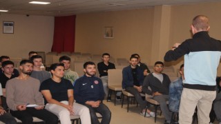 Piri Sami Yurdunda diksiyon ve etkili iletişim eğitimi başladı
