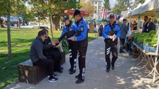 Polis kent merkezinde tek tek uyardı