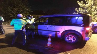 Polis ve jandarma ekiplerinden yollarda trafik denetimi