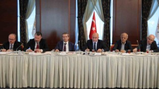 Rektör Kırışık yeni anayasa çalıştayına katıldı
