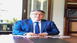 Rektör Özölçer, 29 Ekim Cumhuriyet Bayramını kutladı