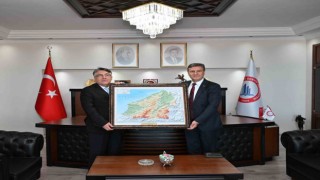 Rektör Özölçer, Harita Genel Müdürü Tümgeneral Osman Alpi makamında kabul etti