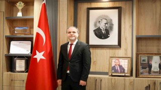 Rektör Uslu: Emanete sahip çıkan yeni nesiller yetiştirme gayretindeyiz