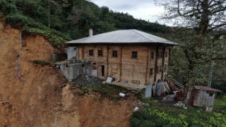 Rize Valiliğinden heyelan açıklaması: 15 ev tedbir amaçlı boşaltıldı
