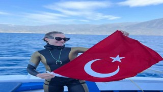 Şahika Ercümenden yeni Türkiye rekoru