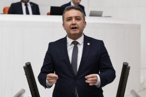 Şahin Mecliste Aile Bakanını Övdü "Yusuf Tekin Örnek Alsın"