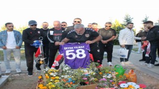 Samsunspor taraftarı şehit polis Şeyda Yılmazı unutmadı