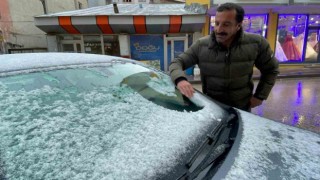 Sarıkamışa mevsimin ilk karı yağdı