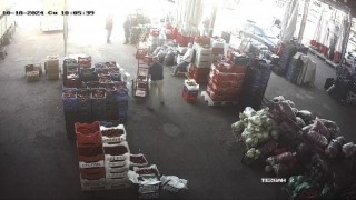 Sebze almaya geldiği toptancı halinde hayatını kaybetti