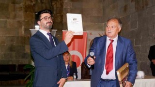 Şehirderin yeni başkanı Uğur Aksu oldu