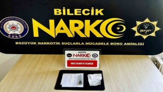 Şehirlerarası yolculukta uyuşturucu madde ile yakalandı