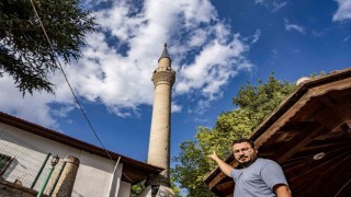 Sekiz asırlık cami aslına çevriliyor