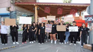 Serikte öğrencilerden farkındalık yürüyüşü