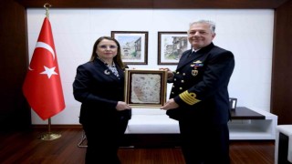 SHOD Başkanı Deniz Kurmay Albay Kuşlaroğlu, Bartında 29 Ekim törenine katıldı
