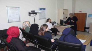 Siirtte anne adayları gebe okulu ile doğuma hazırlanıyor