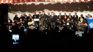 Sındırgı Türk Müziği Topluluğu konser verdi