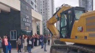Site yönetiminden nizamiye kulübesini yıkmak isteyen Çankaya Belediyesine tepki