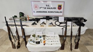 Sivasta uyuşturucu tacirlerine jandarma operasyonu: 4 kişi tutuklandı