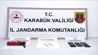 Şüpheli iki kişi uyuşturucu maddeyle yakalandı