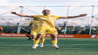 Talha Sarıaslan golle tanıştı
