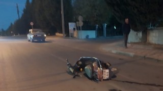 Tavşanlıda motosiklet ile otomobile çarpıştı: 1 yaralı