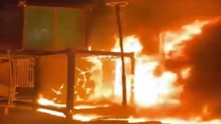 Tekirdağda çocuk parkı alev alev yandı