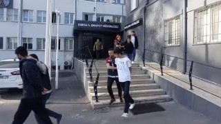 Telefon Almak İsteyen Müşterileri Kandıran Üç Kardeş Yakalandı