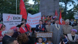Trabzonda Cumhuriyet için yürüdüler