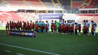 Trendyol Süper Lig: Gaziantep FK: 0 - Konyaspor: 1 (Maç devam ediyor)