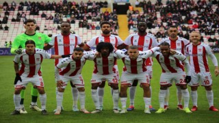 Trendyol Süper Lig: NG Sivasspor: 1 - A. Hatayspor: 1 (İlk yarı)