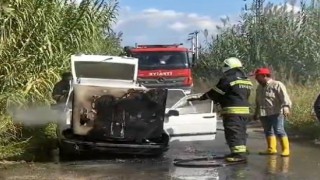 Turgutluda seyir halindeki otomobil alev aldı