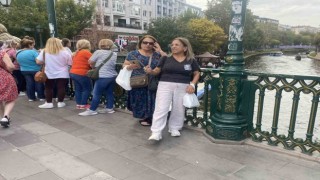 Turistler Porsuk Çayının manzarasına hayran kaldı