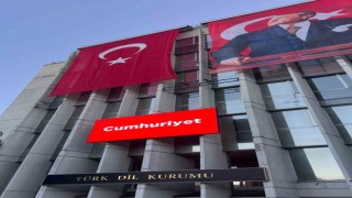 Türk Dil Kurumu ekranında “Cumhuriyet Bayramı” kutlaması