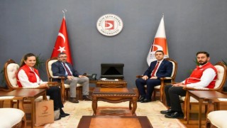 Türk Kızılay Bilecik Şube Başkanı Ateşten Rektör Kaplancıklıya ziyaret