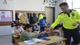 Tut ilçesinde öğrencilere trafik eğitimi verildi