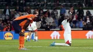 UEFA Konferans Ligi: Başakşehir: 1 - Rapid Wien: 2 (Maç sonucu)