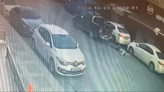 Üsküdarda polise çekiçli saldırı olayına ilişkin güvenlik kamera görüntüleri ortaya çıktı