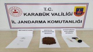 Üzerlerinde uyuşturucu çıkan 3 kişi gözaltına alındı