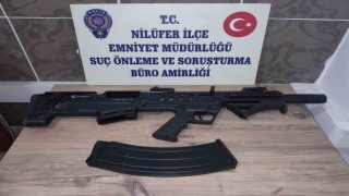 Uzun namlulu silahla havaya böyle ateş açtı