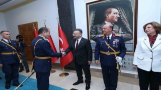 Vali Aksoy, 29 Ekim Cumhuriyet Bayramı tebriklerini kabul etti