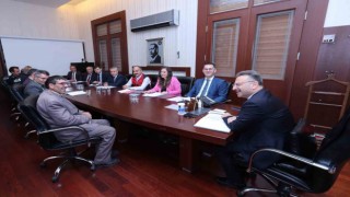 Vali Aksoy, vatandaşların sorunlarını dinledi