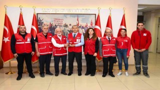 Vali Aktaş, hayırlı olsun ziyaretlerini kabul etti