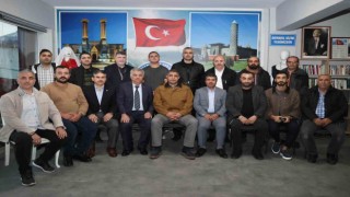 Vali Aslana fahri hemşerilik plaketi verildi