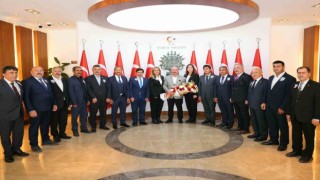 Vali Çalgan: Muhtarlarımız, devletle milletin bütünleşmesinin temel harcını oluşturmaktadır