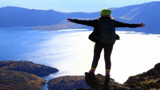 Vanlı dağcılar Nemrut Krater Gölünde buluştu