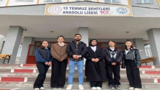 Vanlı öğrenciler Filistine destek için klip çekti