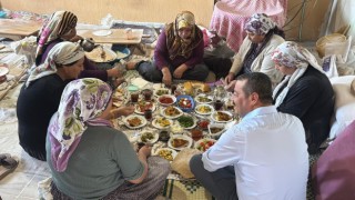 Yarbaşı Belediye Başkanı Ökkeş Aksoy'dan Emekçi Kadınlara Destek Ziyareti