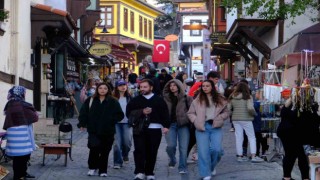 Yerli turistler Odunpazarında yoğunluk oluşturdu