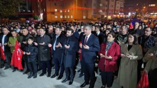 Yüzlerce kişi Cumhuriyetin 101. yılı için yürüdü