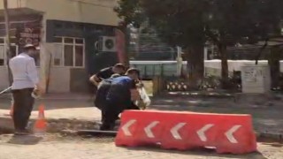 Zabıtadan Anlamlı Yardım: Yaşlı Vatandaş Güvenle Karşıya Geçirildi